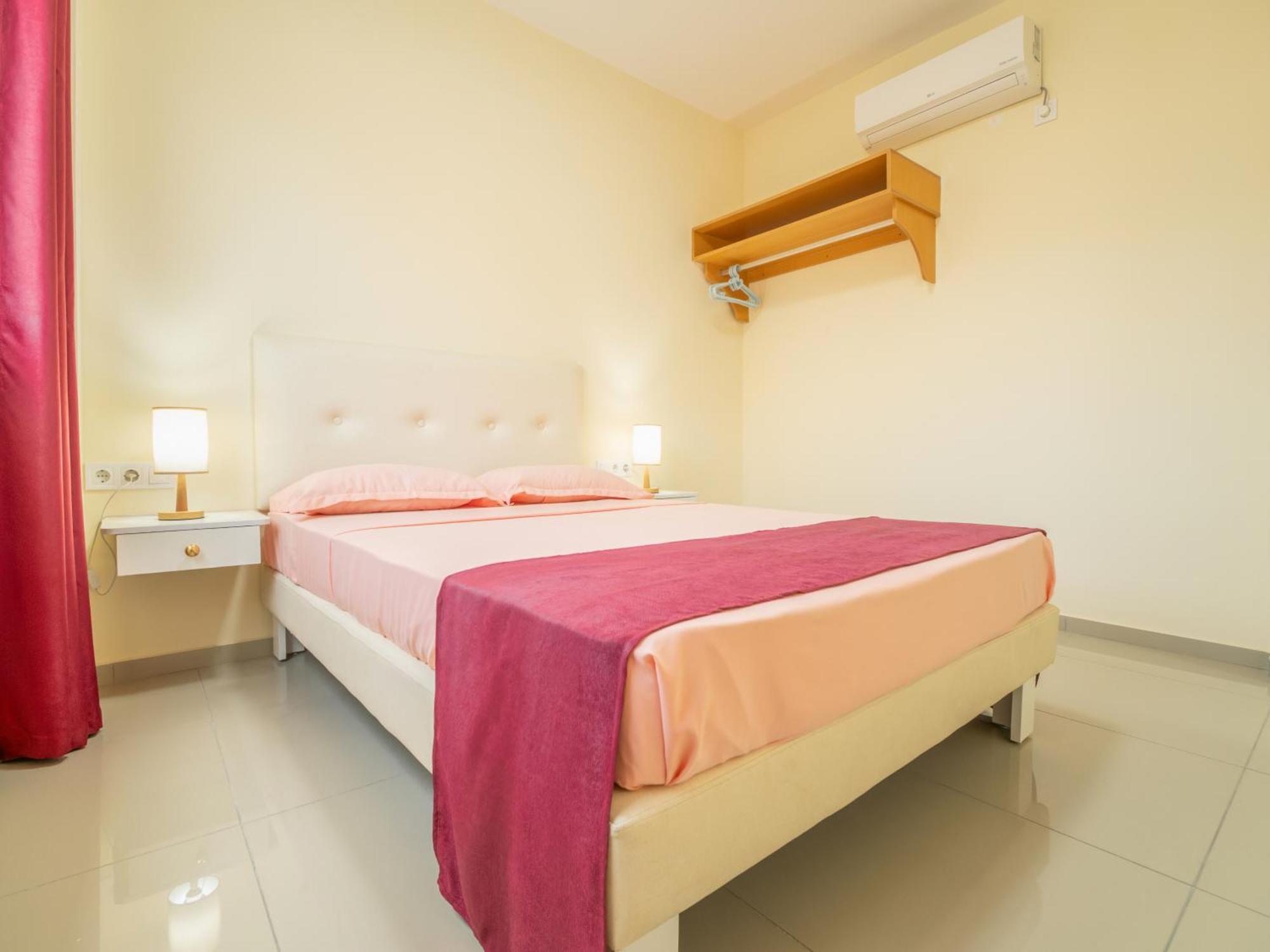 Residencial Liviamilena Santa Maria Apartment Bagian luar foto